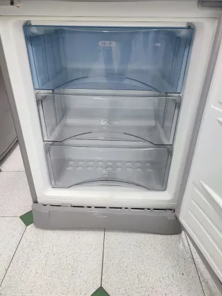 Nevera combi marca Fagor 185/60cm clase A+