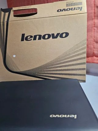 Portátil Lenovo G70 Negro