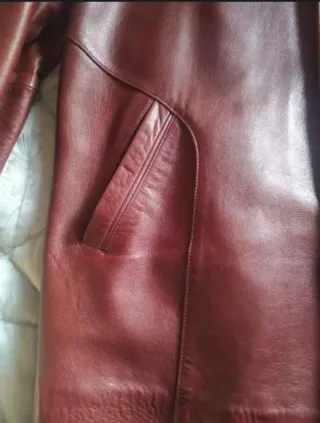 Chaquetón caballero piel marrón.