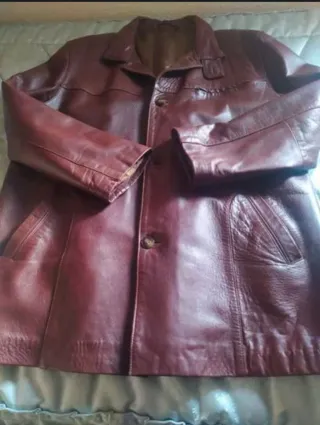 Chaquetón caballero piel marrón.