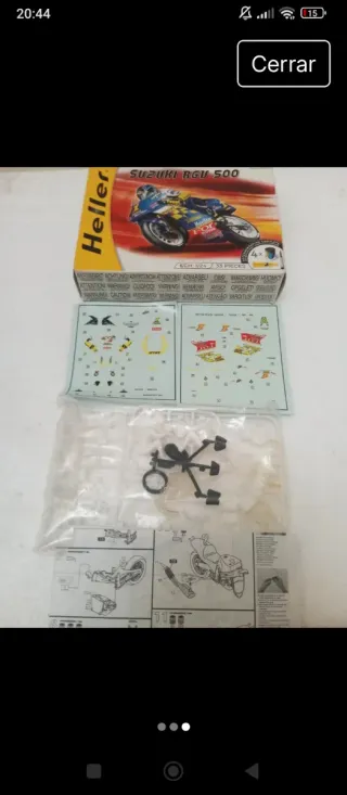 Maqueta Suzuki RGV 500 Heller 1/24
