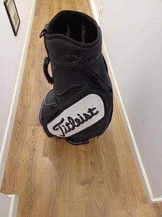 Bolsa de golf Titleist negra