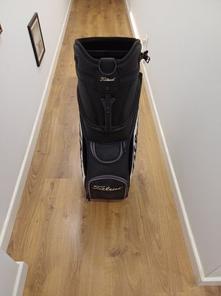 Bolsa de golf Titleist negra