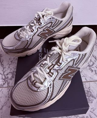 New Balance 740 Beige/Marrón Talla 39.5