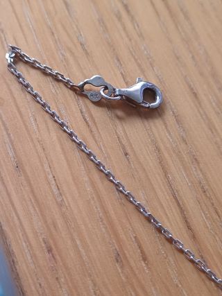 Collar de plata con corazón