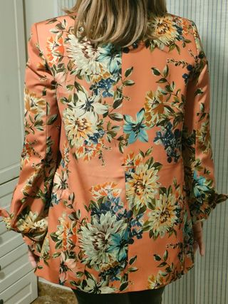 Blazer women's Zara ,size S , good condition.