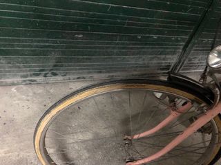 Bicicletta Atala d'epoca rosa