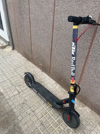 Patinete Eléctrico KTM Red Bull