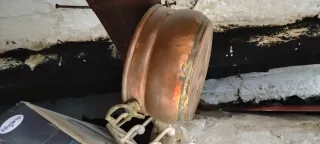 Olla de cobre antigua