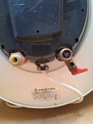 Calentador de agua eléctrico