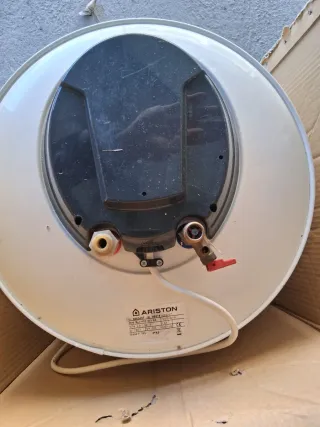 Calentador de agua eléctrico