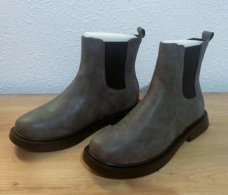 Lote 9 Pares Zapatos y Botines Hombre Y Mujer