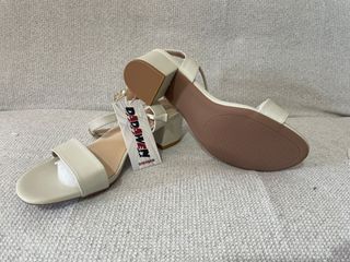 Lote 9 Pares Zapatos y Botines Hombre Y Mujer