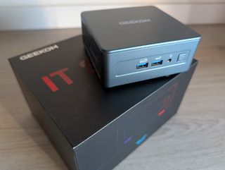 Mini PC Geekom IT12 32GB RAM / 1TB SSD