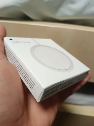 Cargador Apple MagSafe 20W