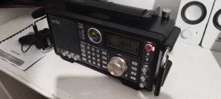 Radio Eton Satélite 750