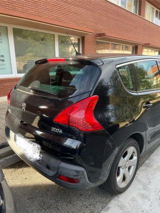 Peugeot 3008 2011