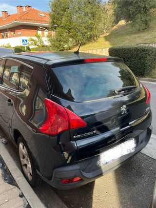 Peugeot 3008 2011