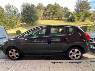 Peugeot 3008 2011