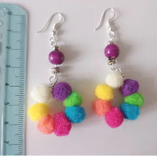 Pendientes Arcoíris Pompones Multicolor