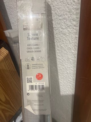 Estores enrollables grises 120x250 cm.