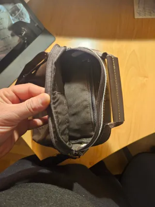 Borsa a tracolla marrone in pelle