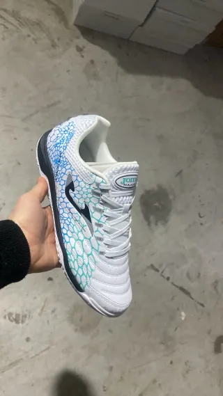 Scarpe Joma Blu e Bianche