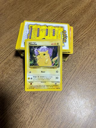 Carta Pokémon Pikachu