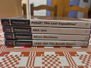 4 Juegos PS2 + memory card 8MB