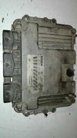 Centralita motor renault 133882 0281011276 megane
