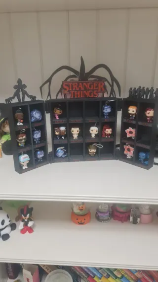 Estantería Funko Pop Stranger Things