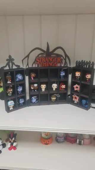 Estantería Funko Pop Stranger Things