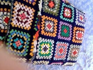 Manta de crochet artesanal grande (190×210 cm)