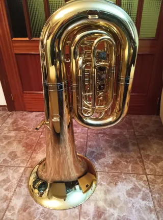Tuba en Do