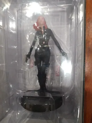Figura Viuda Negra Marvel