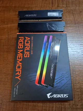 Memoria RAM Aorus DDR4 16GB (2x8GB) RGB