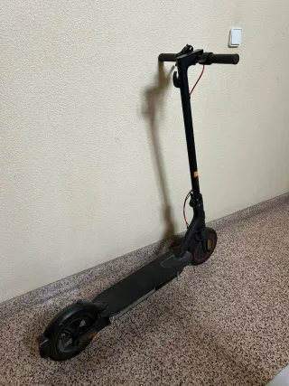 Patinete eléctrico negro Xiaomi