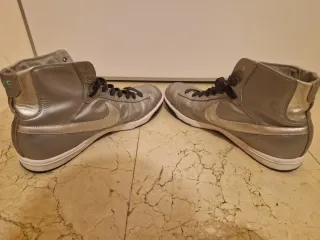 Nike Blazer Mid 77 Vintage Plata