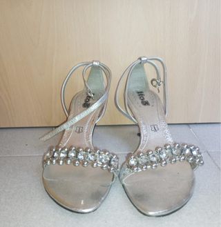 Sandalias tacón plateadas talla 40
