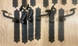 Manillas de puerta de hierro forjado