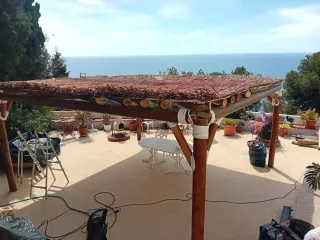 Sombrilla de playa y piscina