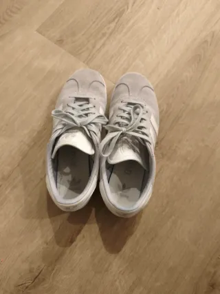 Adidas Gazelle Talla 37 1/3 Gris