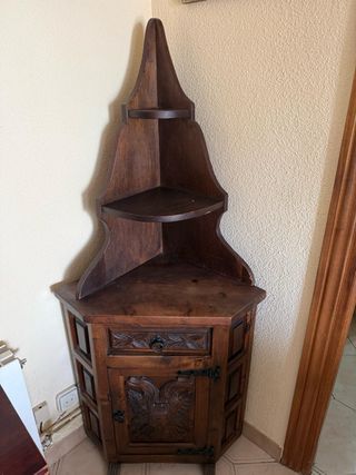 Mueble auxiliar castellano madera