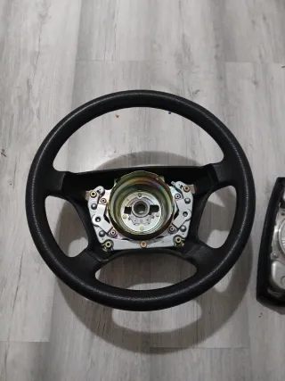 Volante Mercedes W202