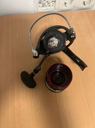 Carrete de pesca Daiwa Spinning
