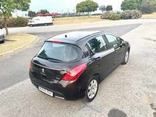 Peugeot 308 2012