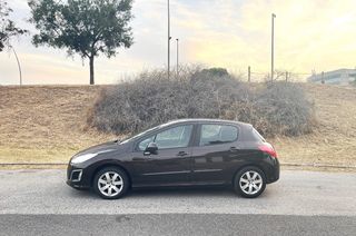 Peugeot 308 2012