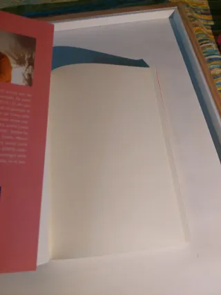 Les nenes que llegien al lavabo