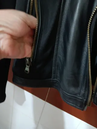 Cazadora cuero y neopreno