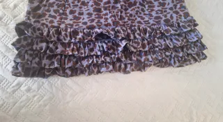 Vestido estampado leopardo con volantes